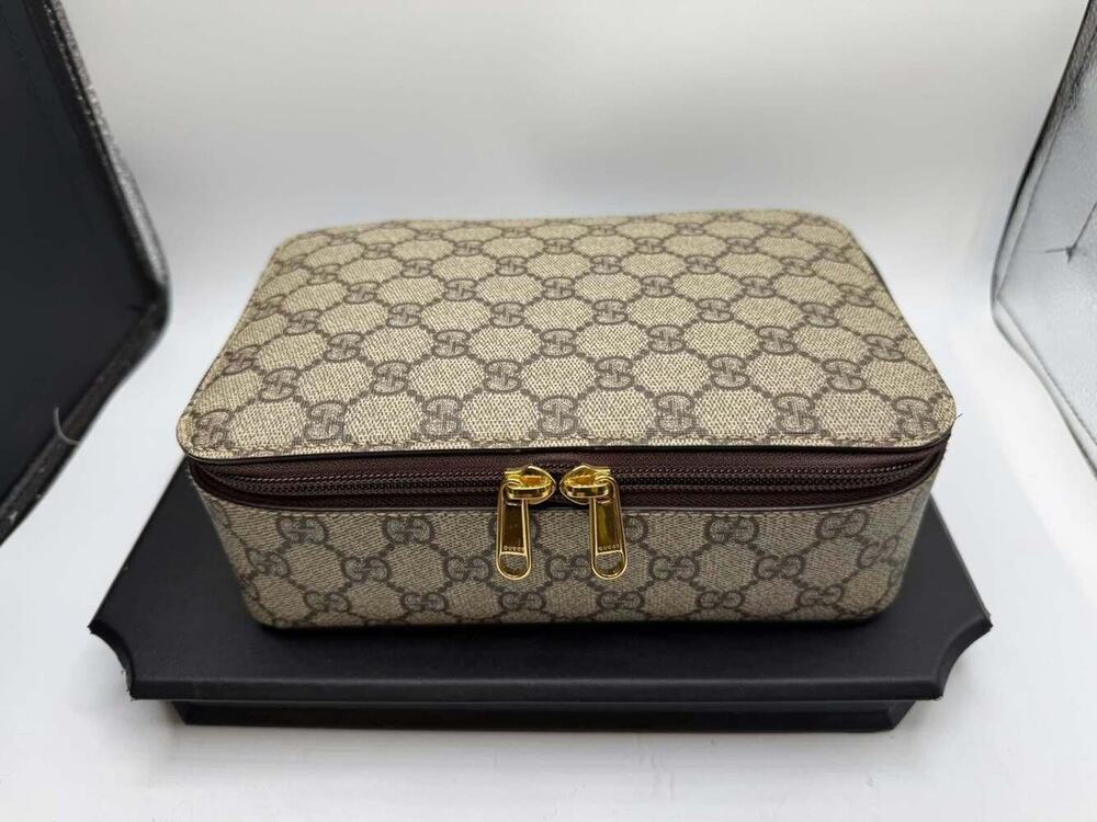 GUCCI 726657 Packing Cube GG Supreme canvas,Travel Pouch SPB-SH 371411
